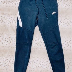 NIKE JOGGERS SWEATPANTS WITH ZIP POCKETS